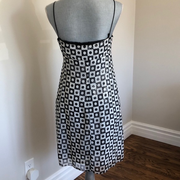 Laundry - Unique geometrical design cocktail dress - Picture 4 of 7